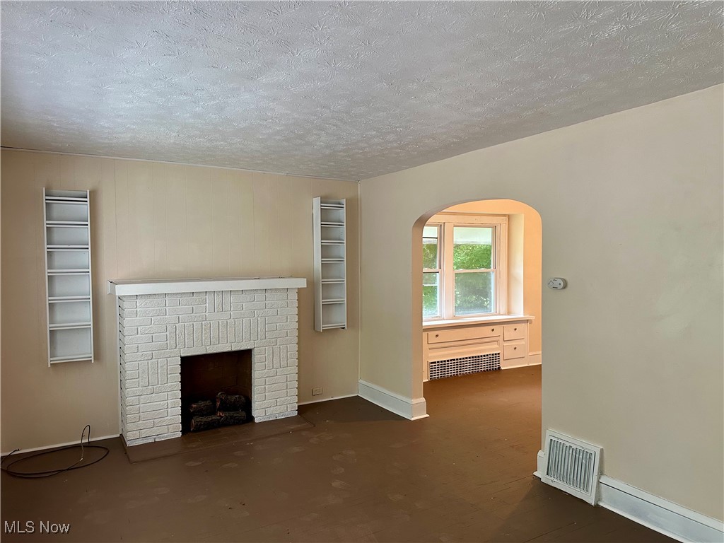 Blue Pond - Residential Lease