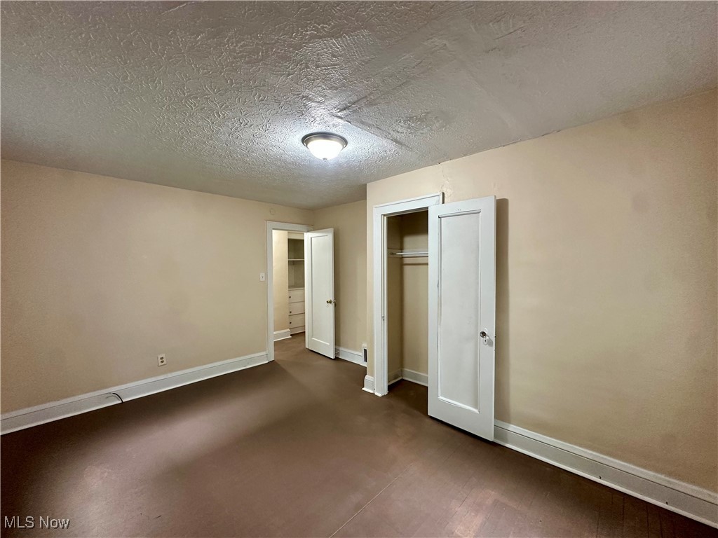 Blue Pond - Residential Lease