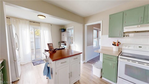 Tiny photo for 5162 Oakmont Drive, Lyndhurst, OH 44124 (MLS # 5257120)