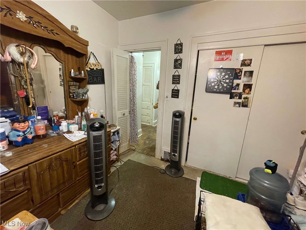 Kinsman Heights - Residential