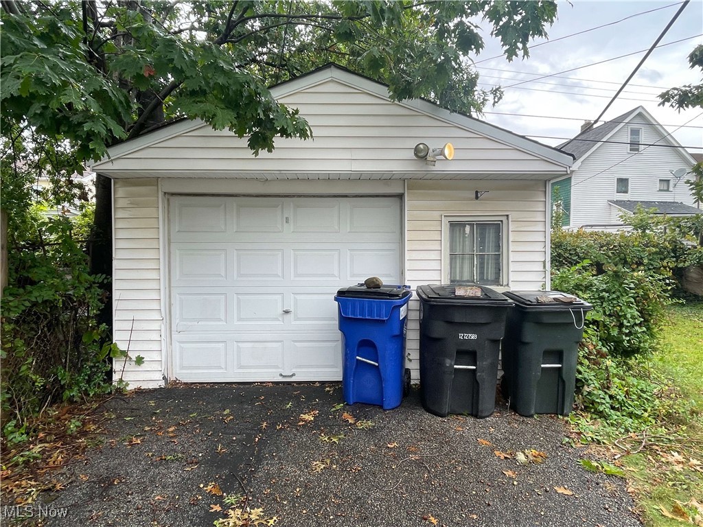 Kinsman Heights - Residential