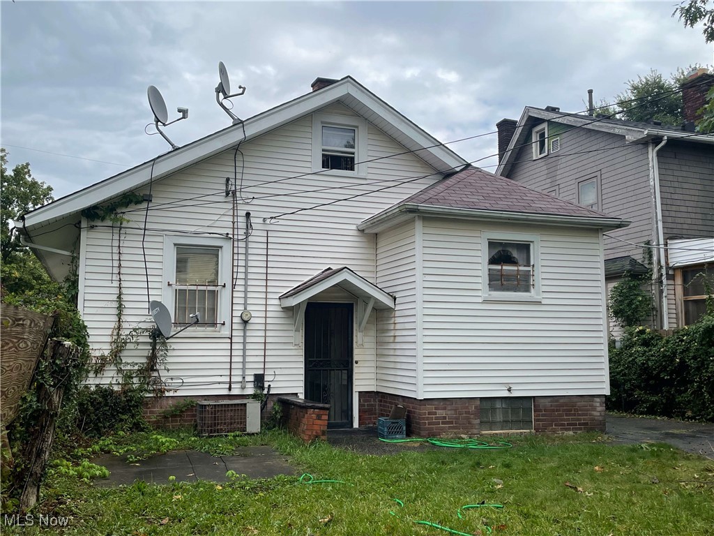 Kinsman Heights - Residential