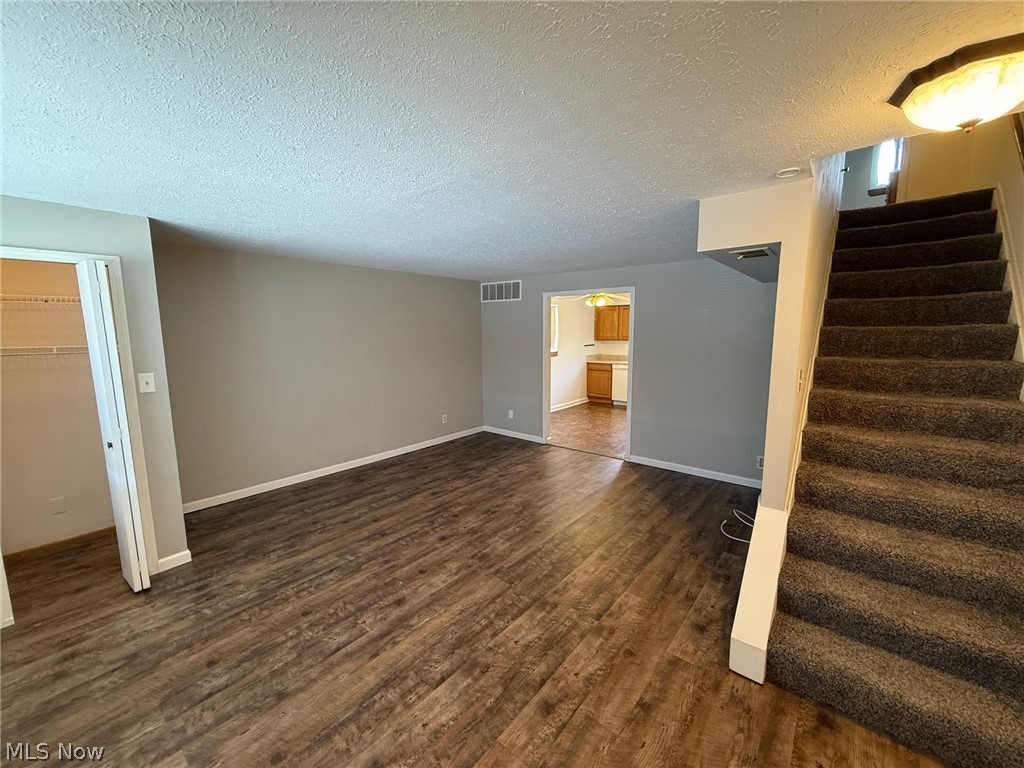 1582 Lee Terrace Drive