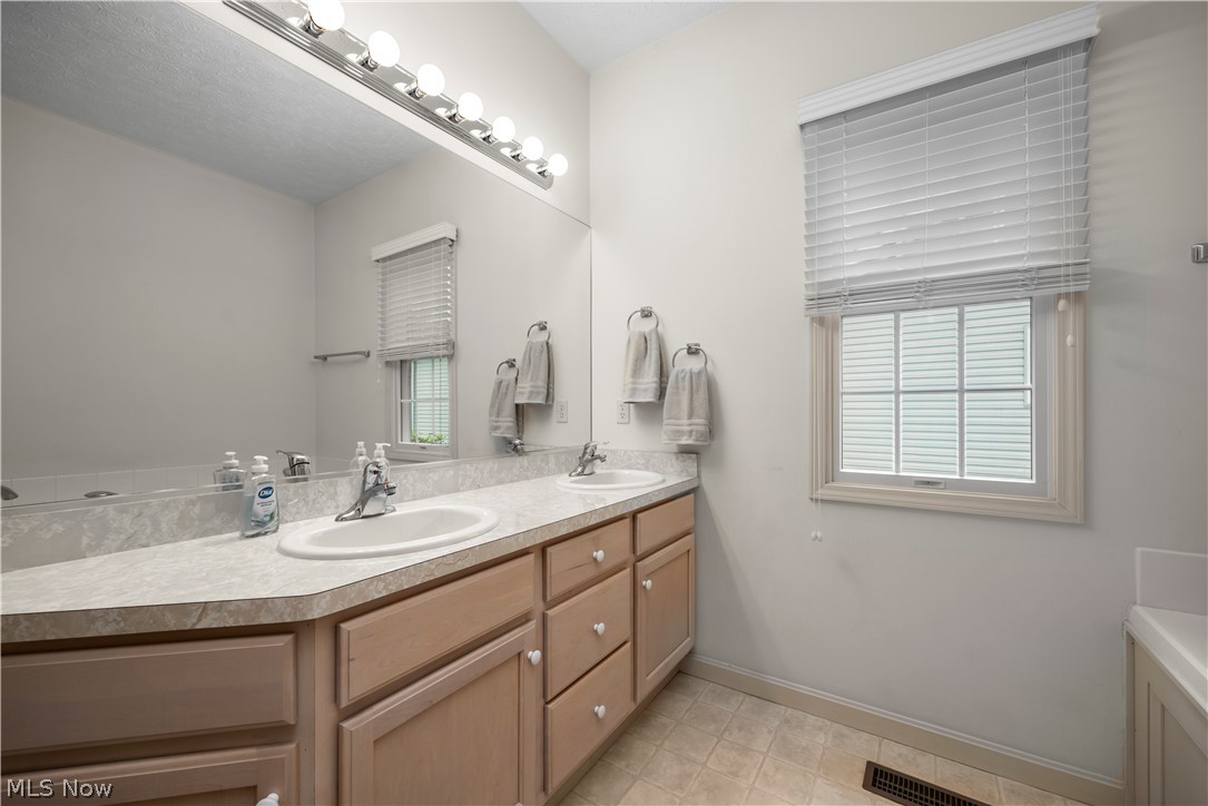 Avon Reserve At Summer Hill - Residential