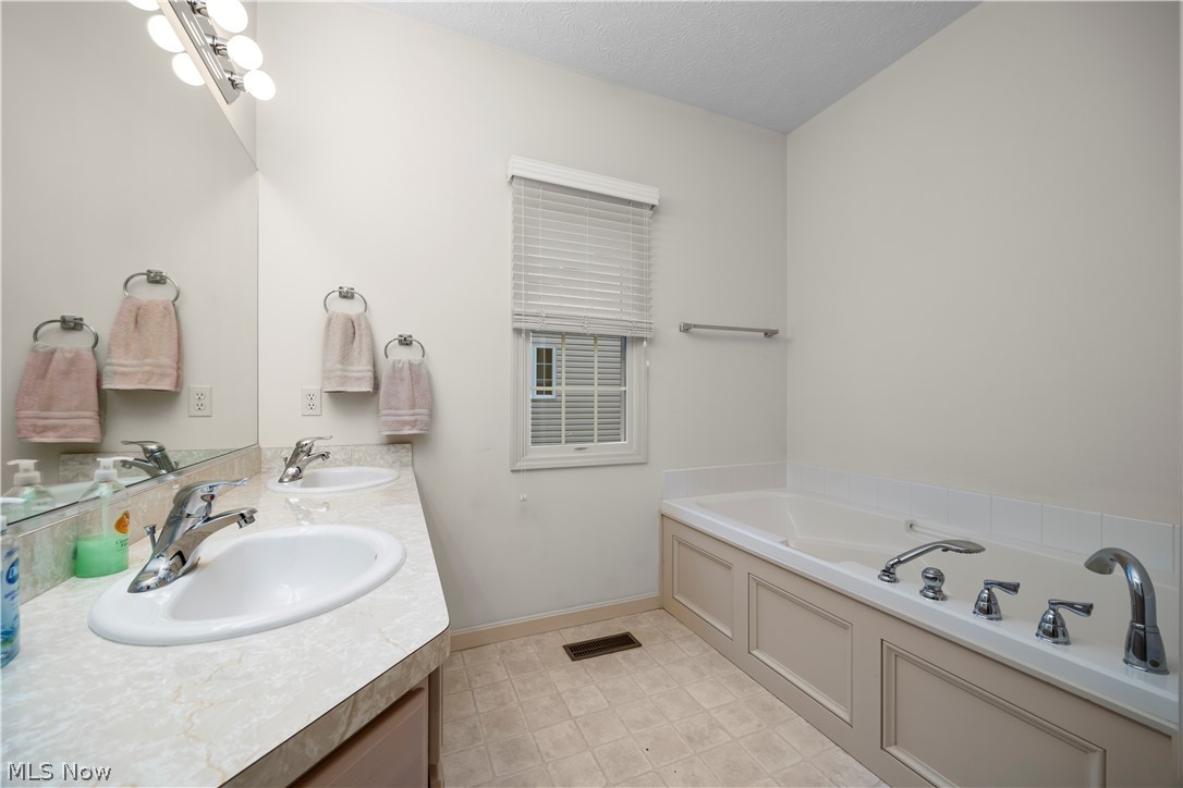 Avon Reserve At Summer Hill - Residential