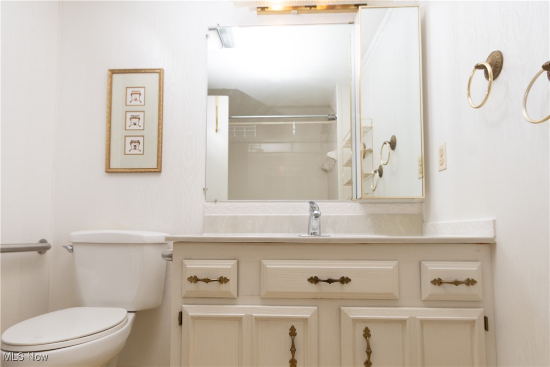 Meridian Condo - Residential