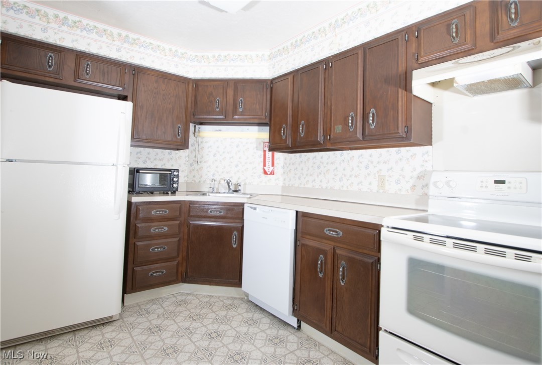 Meridian Condo - Residential