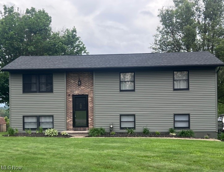 5460 Airwood Drive, Zanesville, Ohio image 1