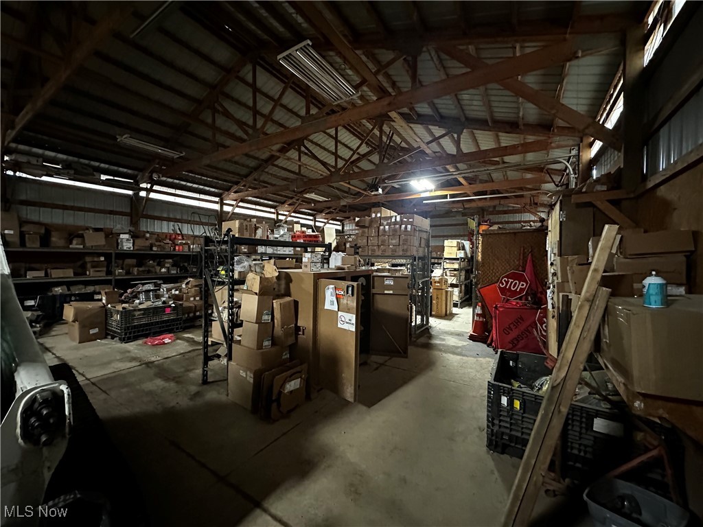 Village/Mogadore - Commercial Sale