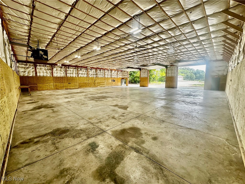 Village/Mogadore - Commercial Sale