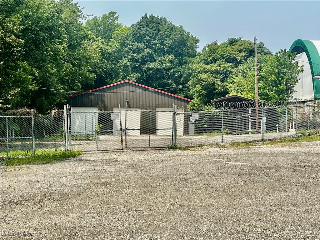 Village/Mogadore - Commercial Sale