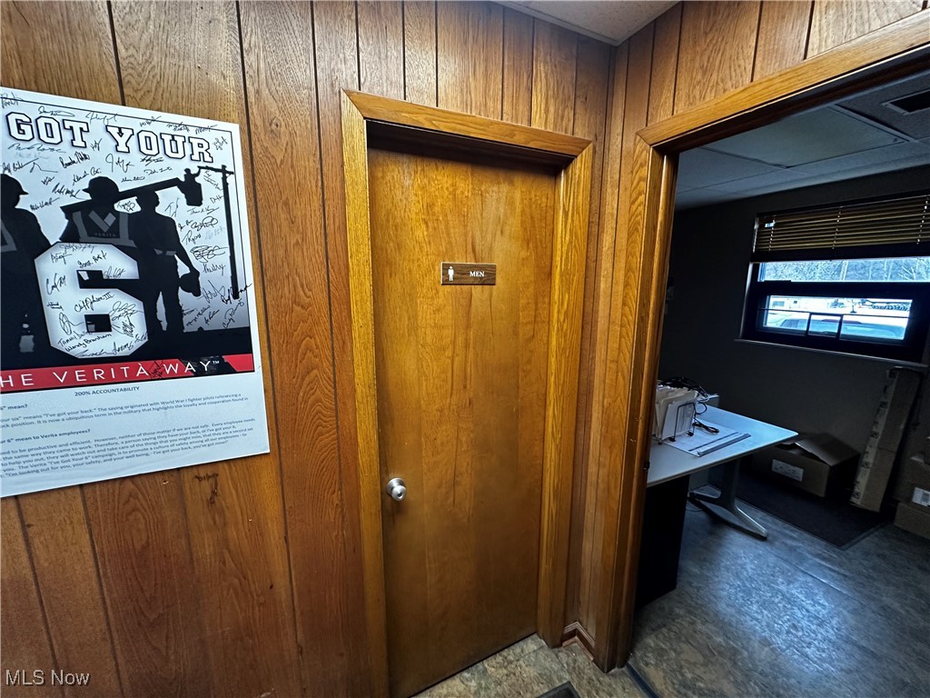 Village/Mogadore - Commercial Sale