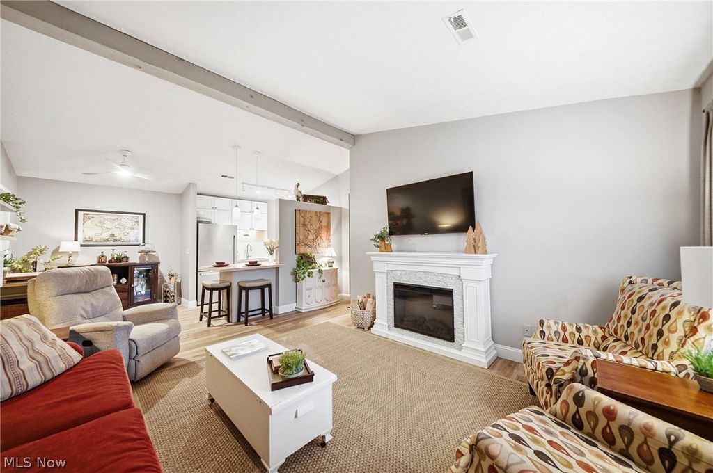 Photo of 35375 Greenwich Avenue, North Ridgeville, OH 44039 (MLS # 5193361)