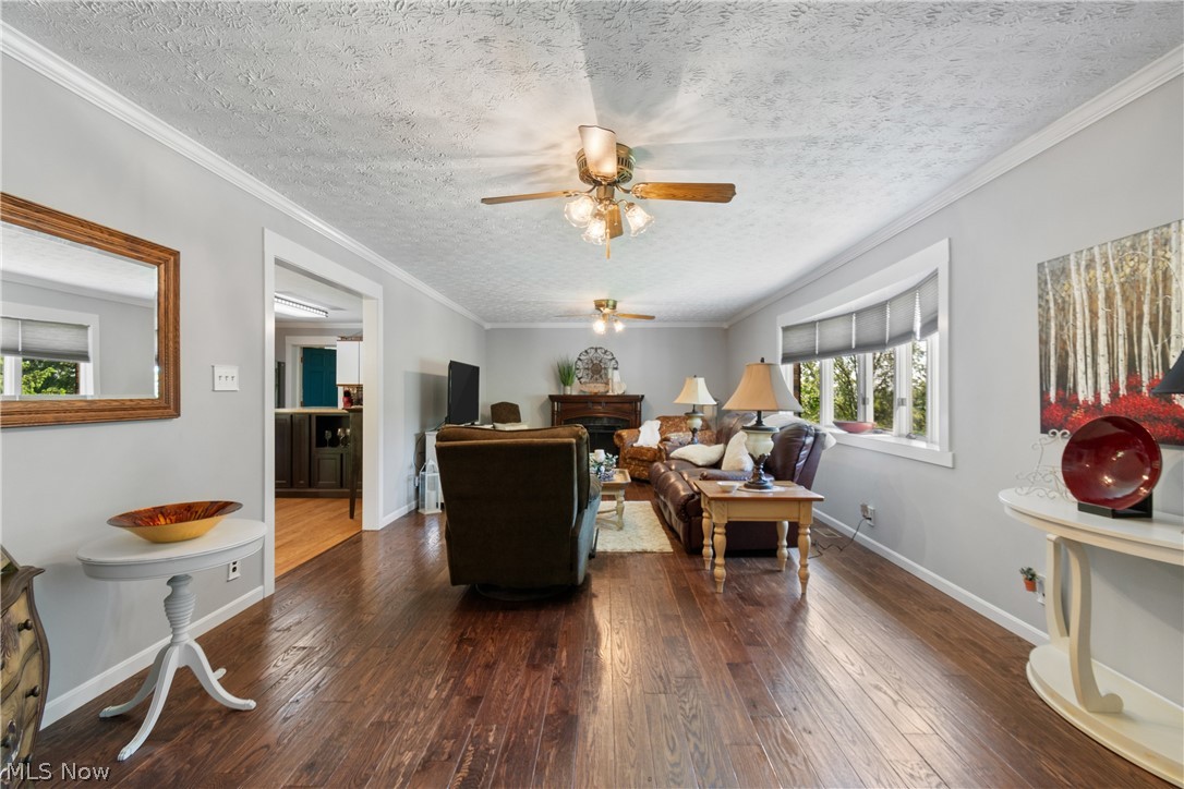 Country Mdws Add 01 - Residential