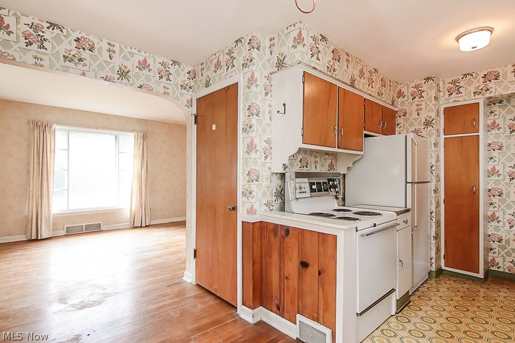 Akron Gardens - Residential