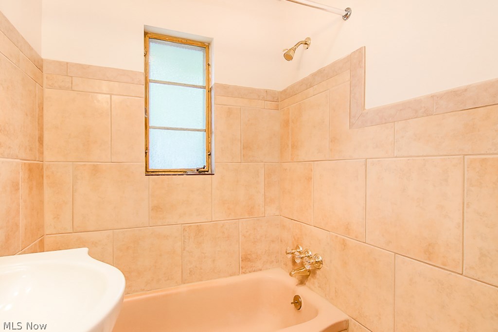 Akron Gardens - Residential