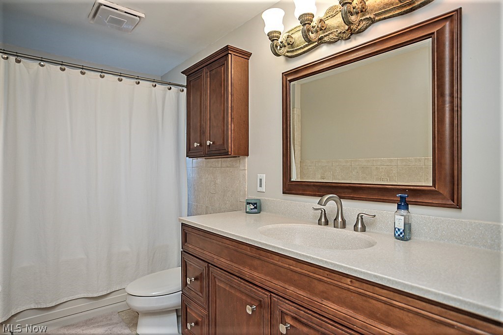 Sandwick Blvd. Inc. Gibson Dr. - Residential