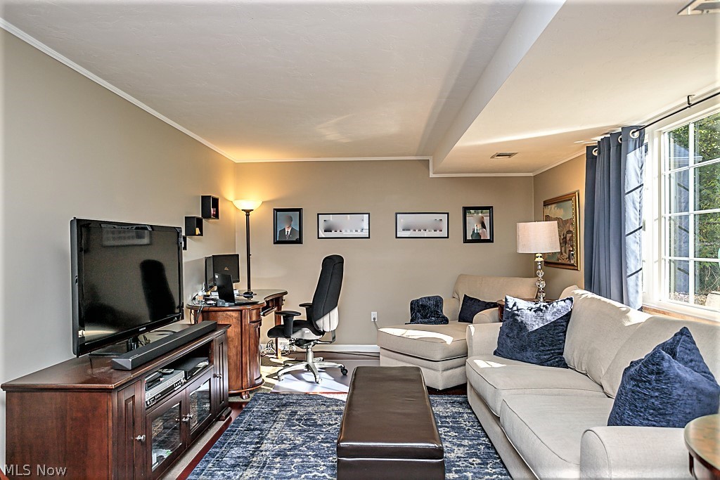 Sandwick Blvd. Inc. Gibson Dr. - Residential