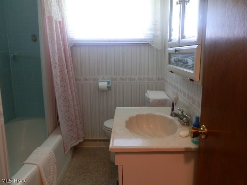 Laurel Ridge - Residential