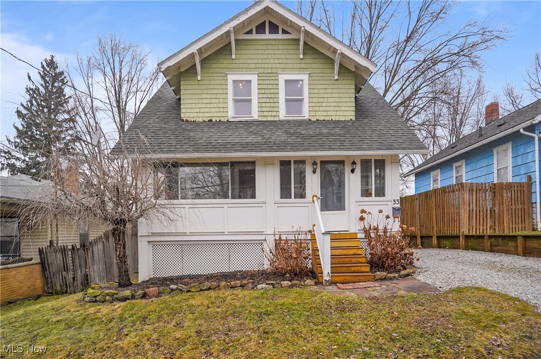This charming Bungalow in Firestone Park stands out above the rest with its many impressive features. The 23 x 9 enclosed front porch is full of natural light with new windows and it is vented for heat and AC. Stepping into the formal living room that is open to the formal dining room you'll find beautiful hardwood floors, natural wood trim,a vintage window seat and built in glass bookshelves plus a tray ceiling in the dining room. The living room has a french door that leads to a large deck porch, fenced backyard and an oversized one car garage plus a shed. The beautiful galley kitchen has oak cabinets, stainless appliances, newer floor and light fixtures. The first floor also has a 1/2 bathroom. The second floor bedrooms have been renovated to include vaulted ceilings, lighted plant shelves, extra closet space and newer luxury vinyl floors. The second floor full bathroom is spacious and also in excellent condition. The basement is bright and open with newer electric, some waterproofing and a nature stone floor. Other updates include a water heater, dishwasher and disposal in '24 and a new roof in '08. Home warranty included. Call today!
'
