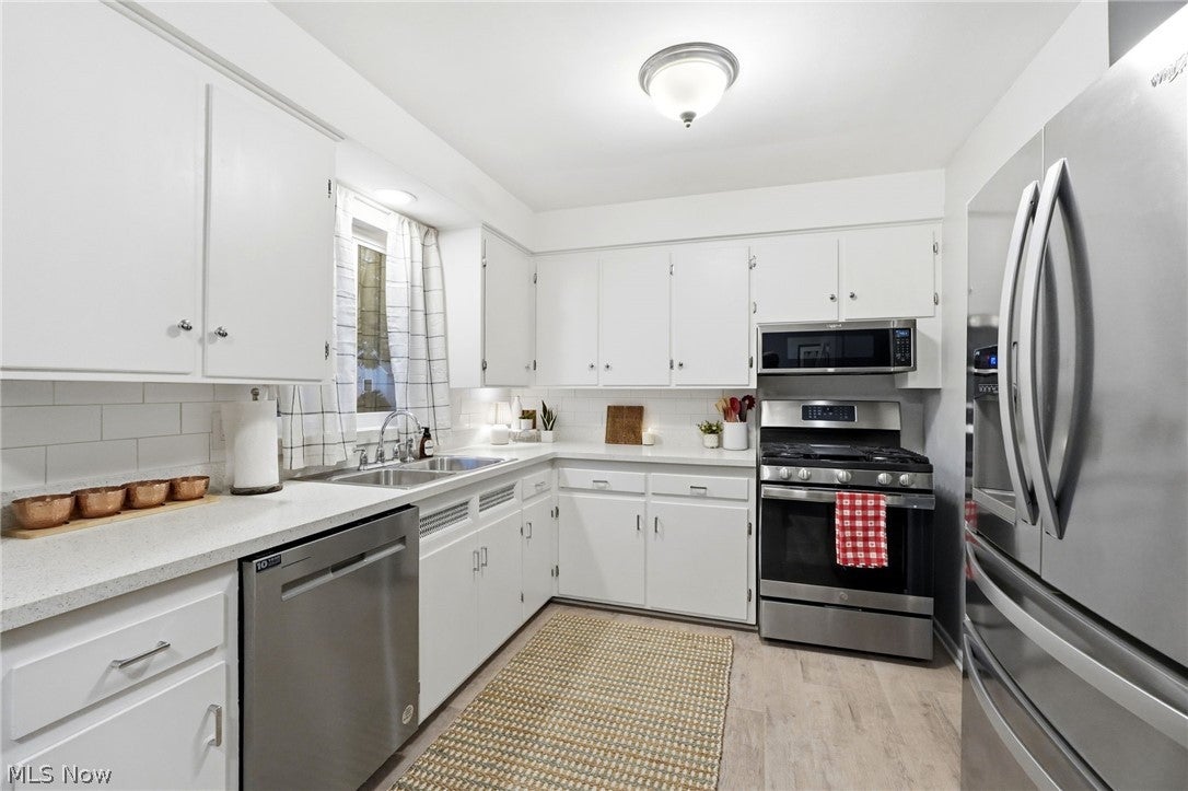 3994 W 227th Street