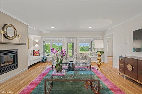 Tiny photo for 3300 Green Road, Beachwood, OH 44122 (MLS # 5209982)