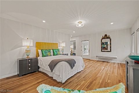 Tiny photo for 3300 Green Road, Beachwood, OH 44122 (MLS # 5209982)