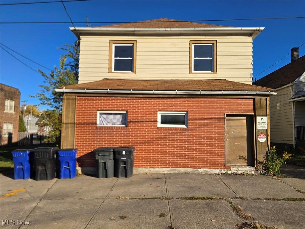Photo of 6511 Lansing Avenue, Cleveland, OH 44105 (MLS # 5170478)