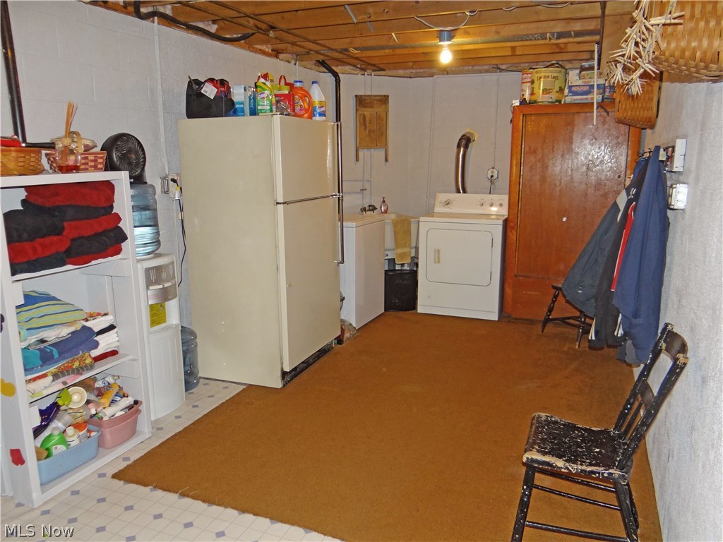 Hoy-Lo-Mae - Residential