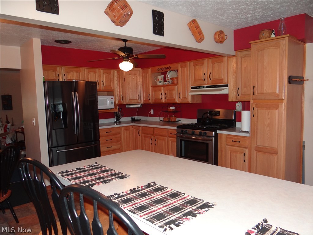 Hoy-Lo-Mae - Residential