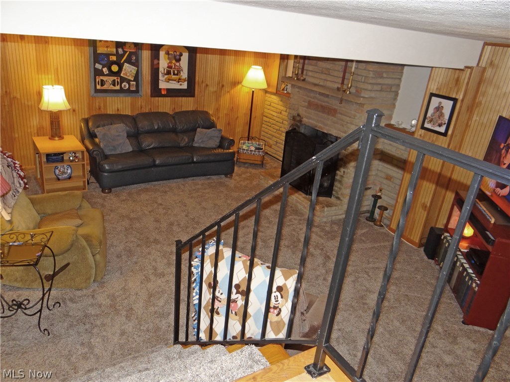 Hoy-Lo-Mae - Residential