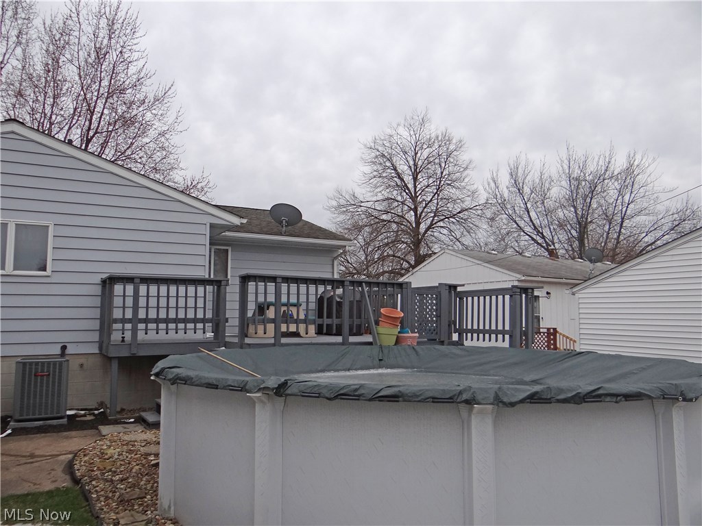 Hoy-Lo-Mae - Residential