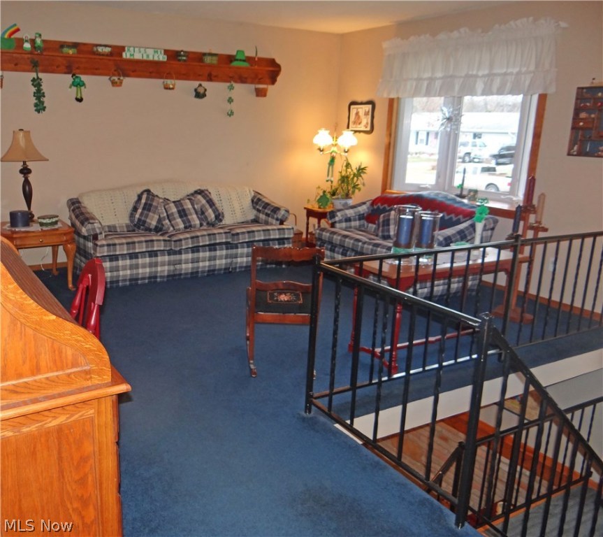 Hoy-Lo-Mae - Residential