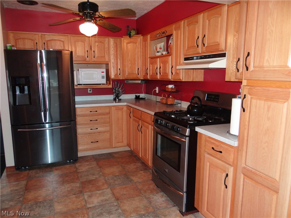 Hoy-Lo-Mae - Residential