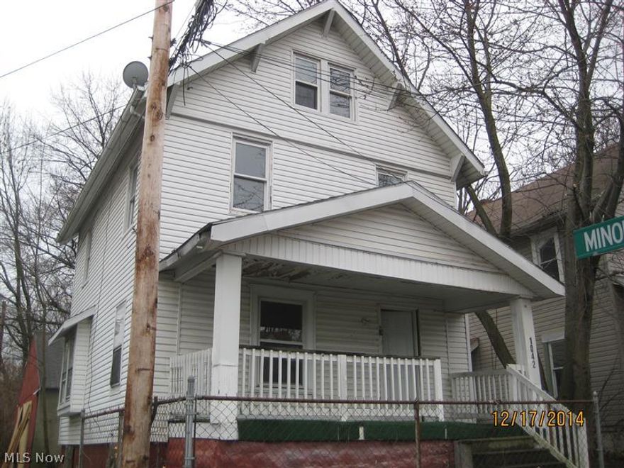 Ready for renovation.  Oversized detached 2 car garage.  This property is eligible under Freddie Mac First Look Initiative through 1/19/15.  Sold AS IS.  Buyer to verify all information.  Buyer or buyer's agent responsible to check with Building, Zoning, EPA, DEA, Tax Dept or any other requirement for intended use.  Buyer to pay for all inspections.  Earnest money to be a Cashiers check.  Subject to clear title.