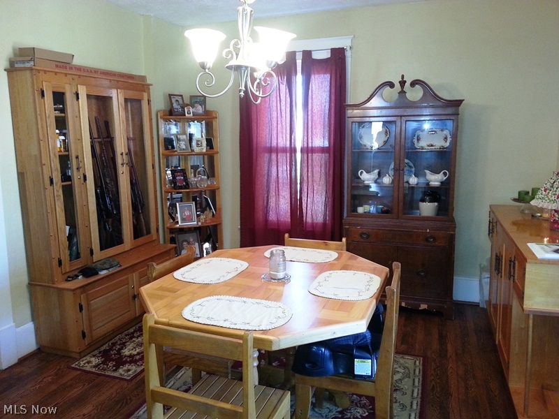 Town/Gnadenhutten - Residential