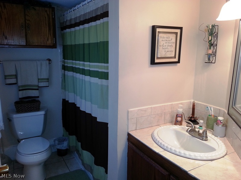 Town/Gnadenhutten - Residential