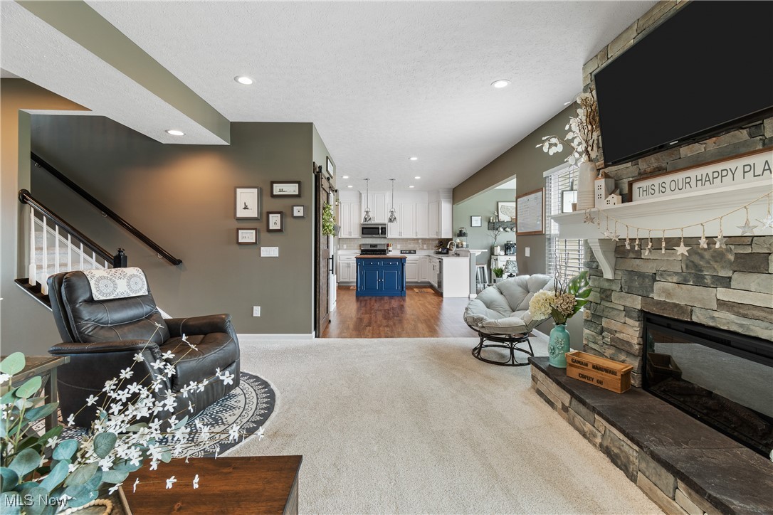 5562 Cranmer Circle, Medina, Ohio image 7