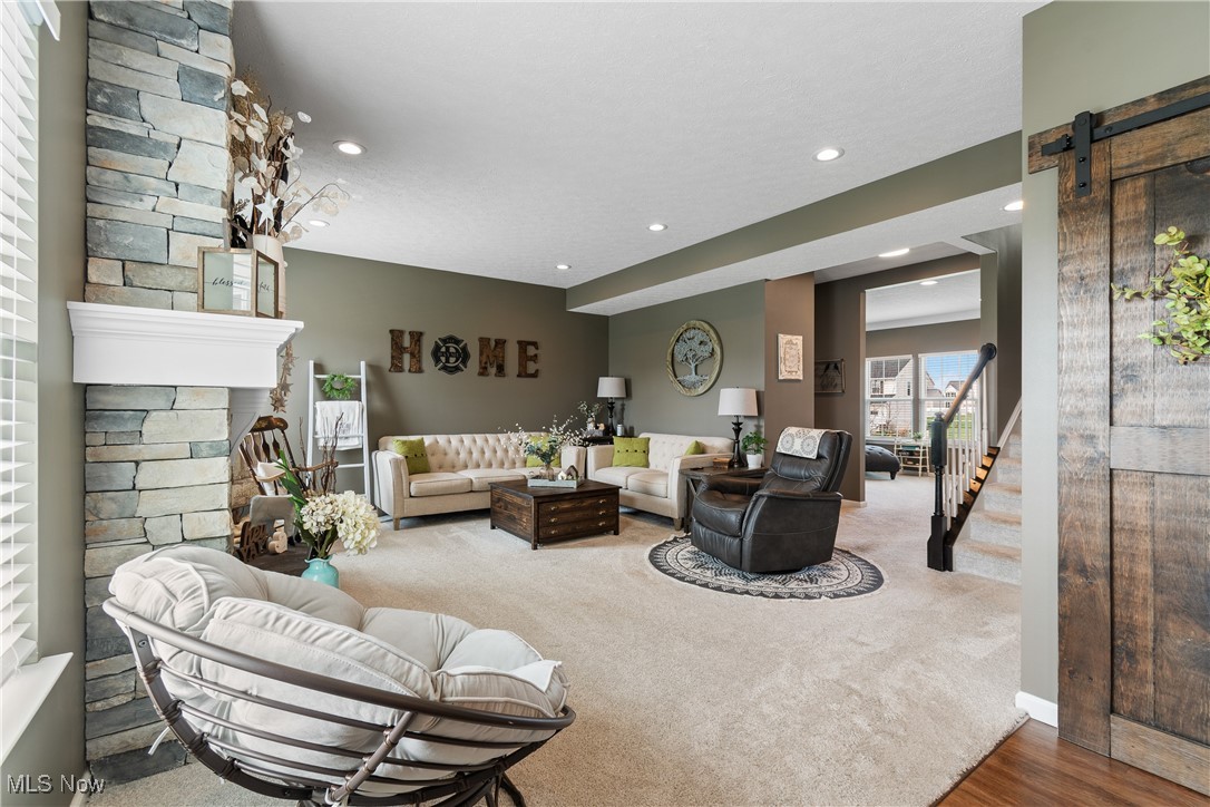 5562 Cranmer Circle, Medina, Ohio image 8