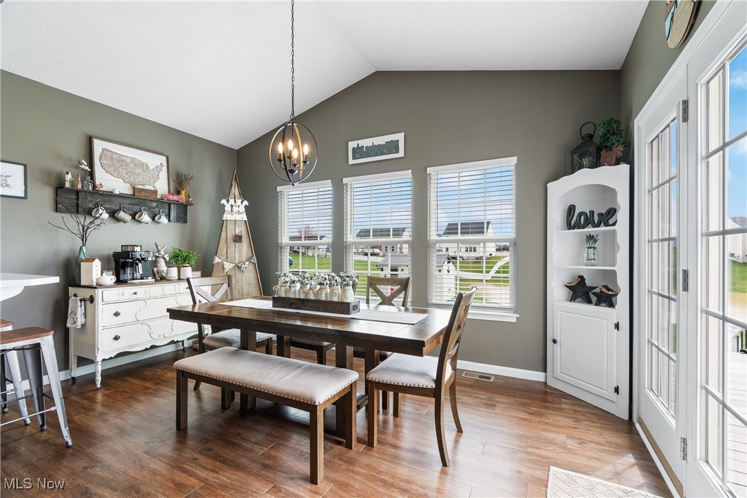 5562 Cranmer Circle, Medina, Ohio image 14