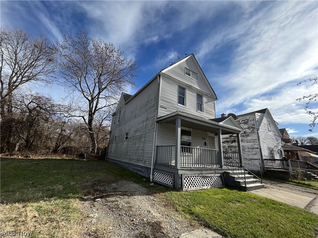 Silas Stranges - Residential