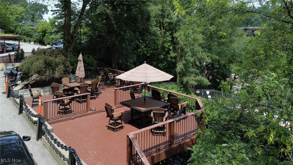 The Westlake Condomniums - Residential