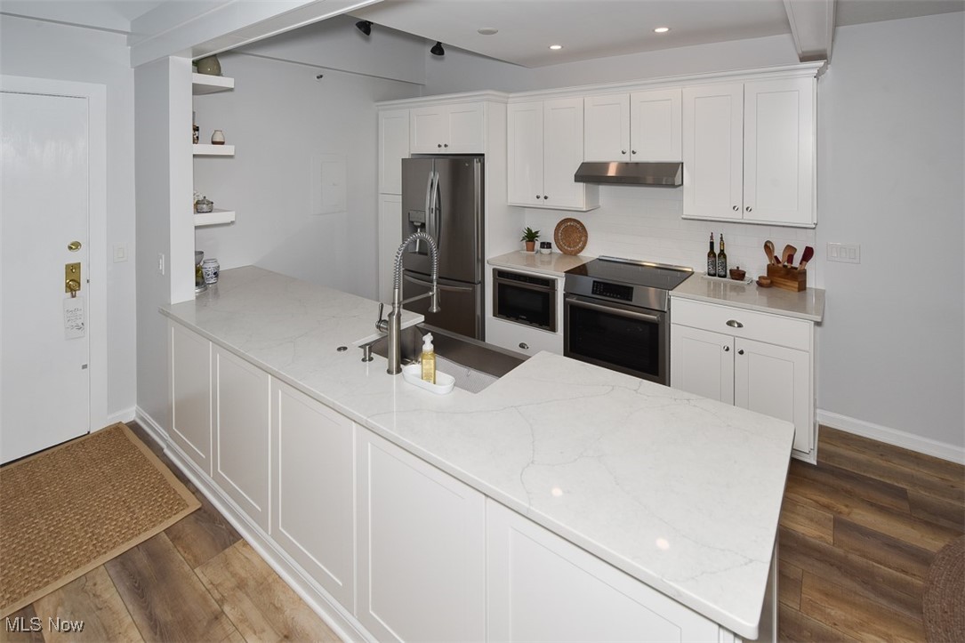 The Westlake Condomniums - Residential