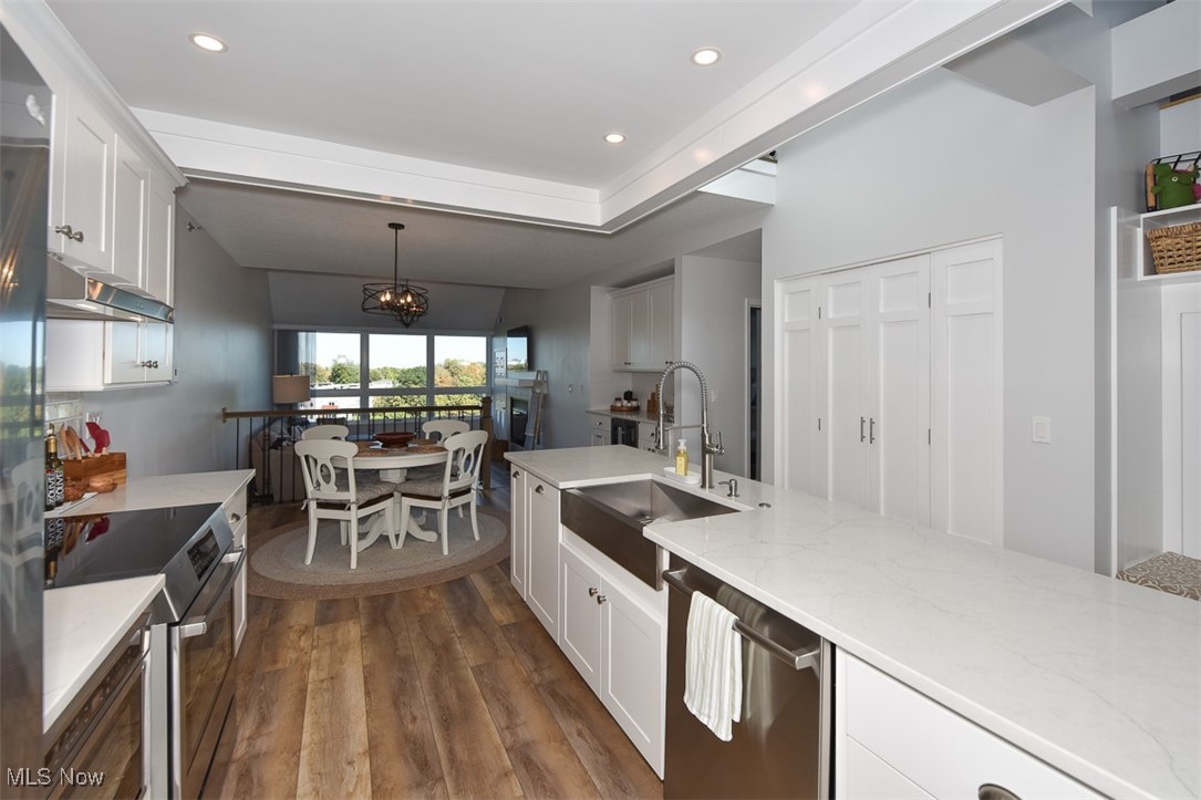 The Westlake Condomniums - Residential