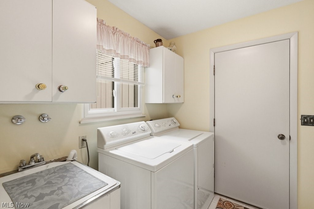 Co-Moor Twnhse Idlewood S Condo - Residential