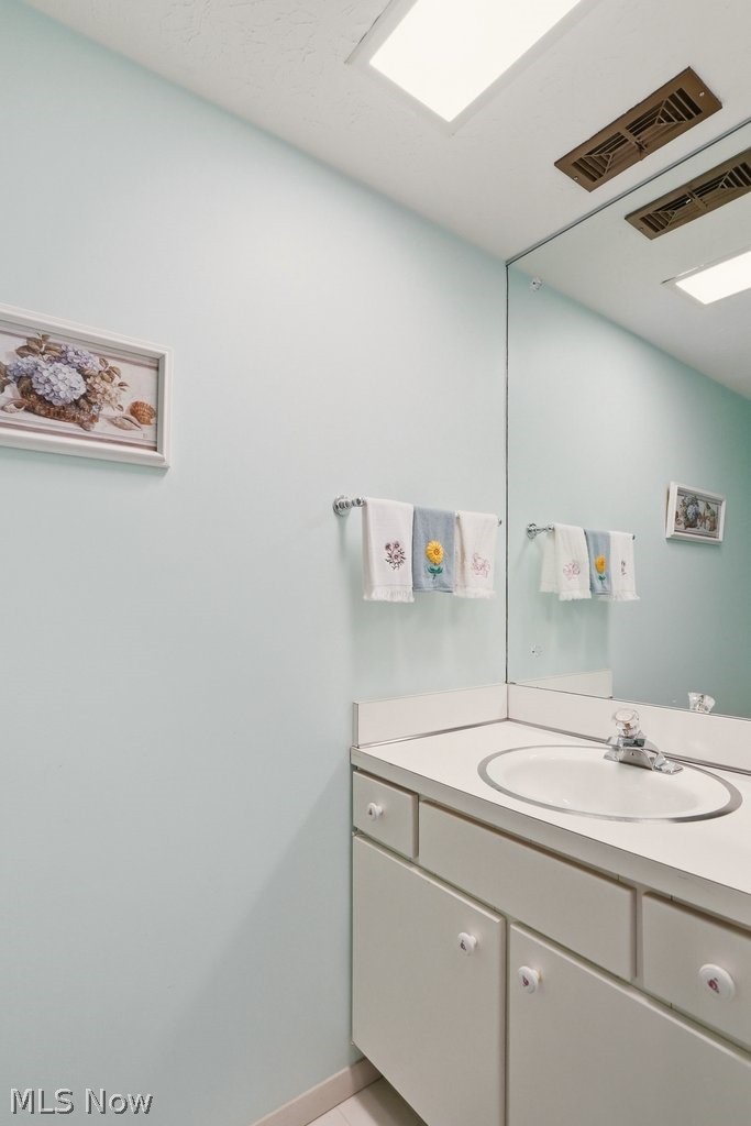 Co-Moor Twnhse Idlewood S Condo - Residential