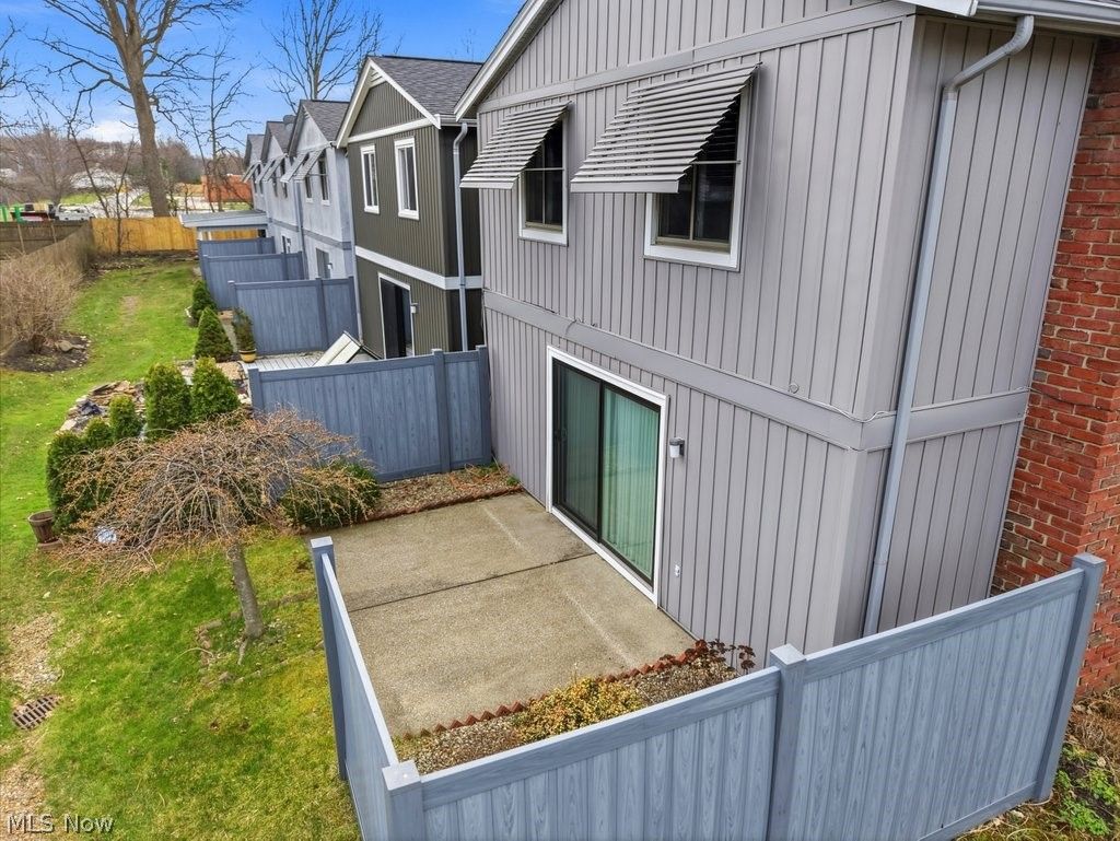 Photo of 19281 Idlewood Trail #14-1, Strongsville, OH 44149 (MLS # 5196574)