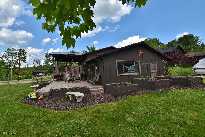 1208 Berwyn Drive, Sherrodsville, Ohio image 2