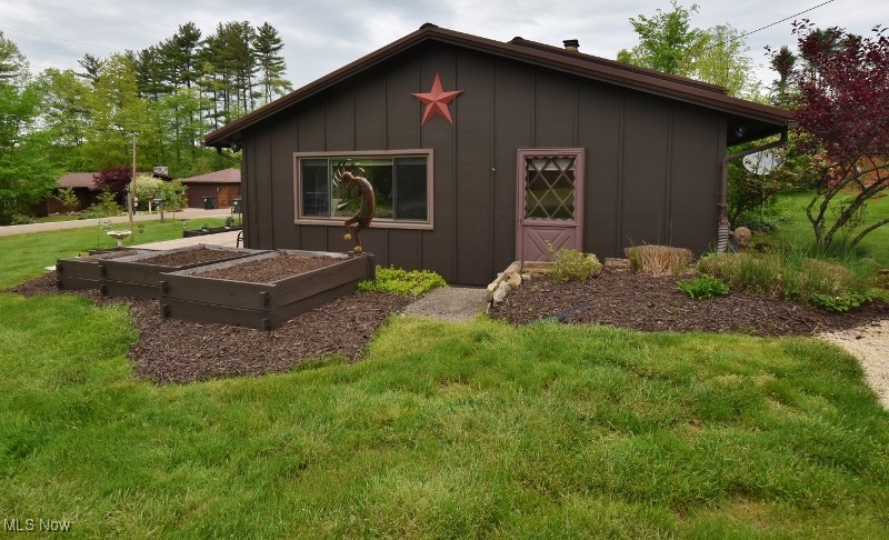 1208 Berwyn Drive, Sherrodsville, Ohio image 9