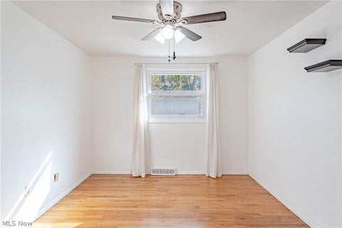 Tiny photo for 5283 Hickory Drive, Lyndhurst, OH 44124 (MLS # 5255057)